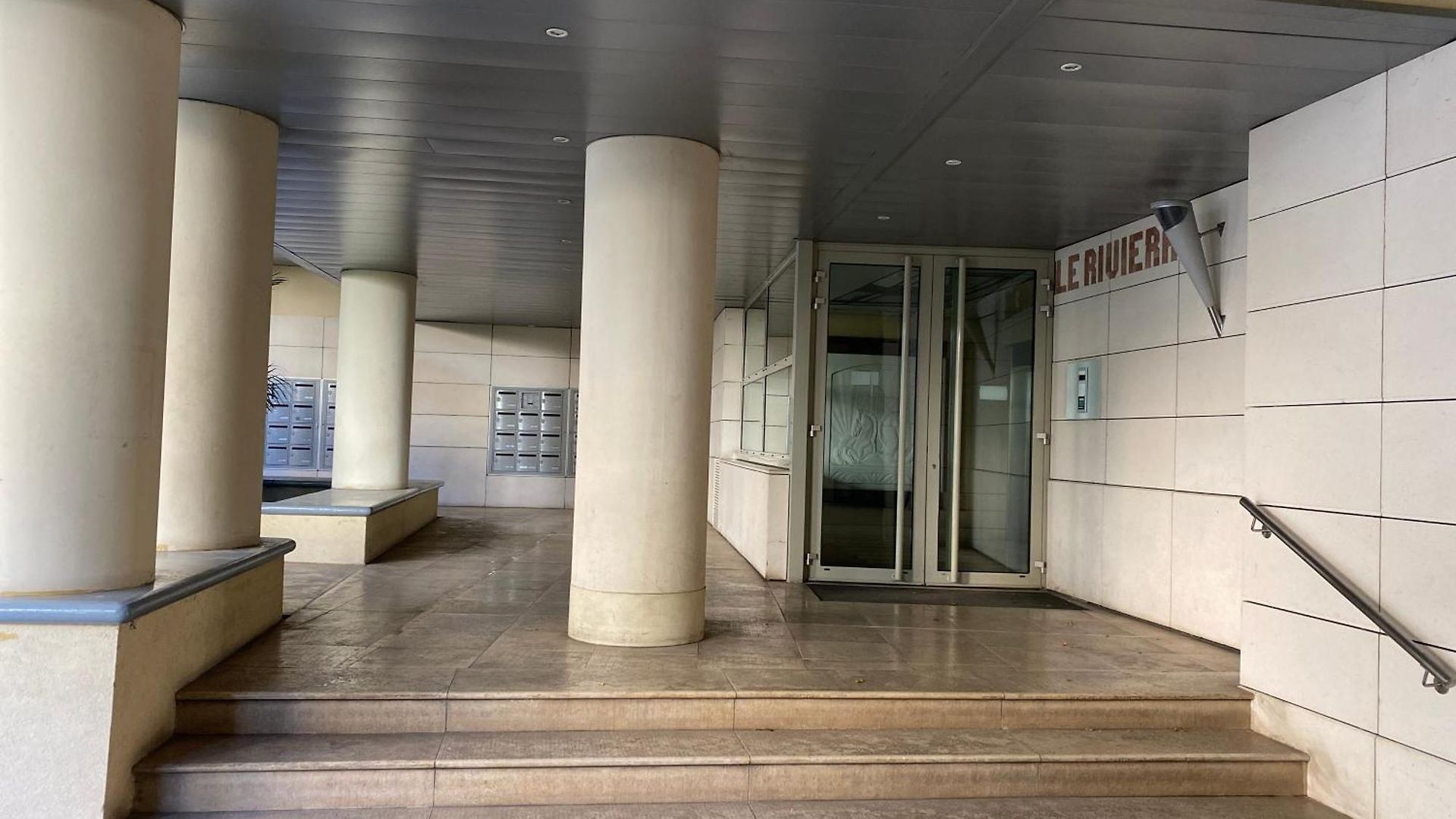 Le Grand Palais De La Méditerranée - Luxury 2br In Hyatt Residence, Direct Access, Promenade Des - Choice In Appartement *
