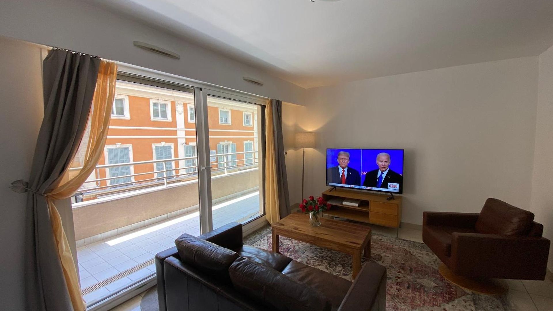 Le Grand Palais De La Méditerranée - Luxury 2br In Hyatt Residence, Direct Access, Promenade Des - Choice In Nice