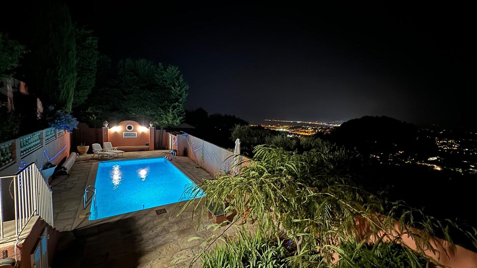 Bed & Breakfast D'hotes A L'ancre Marine De La Rose Nice