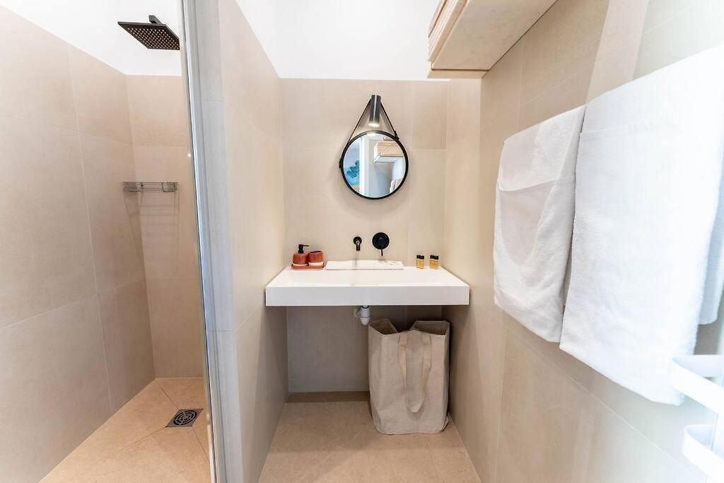 Superbe Deux Chambres, Centre Proche Port * Nice
