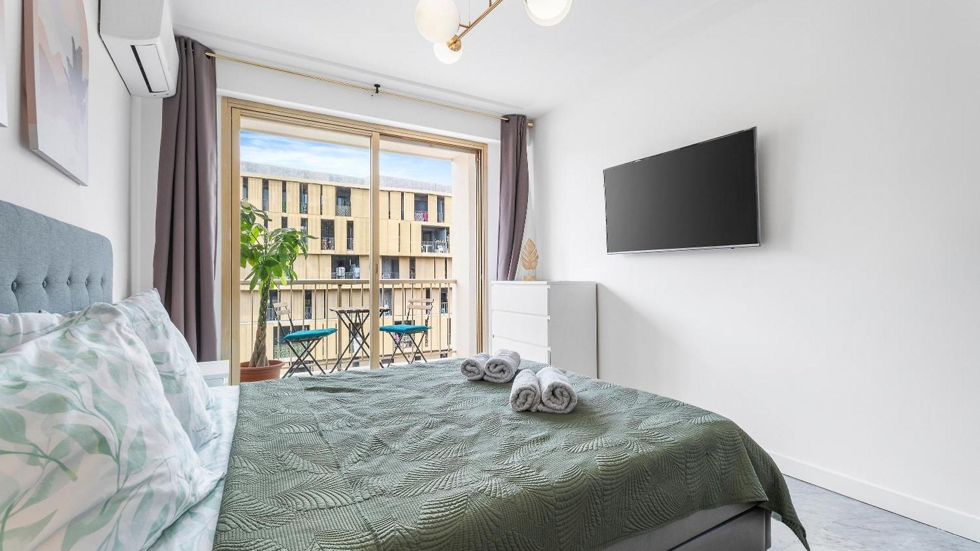 Appartement élégant Avec Terrasse Proche Tramway *