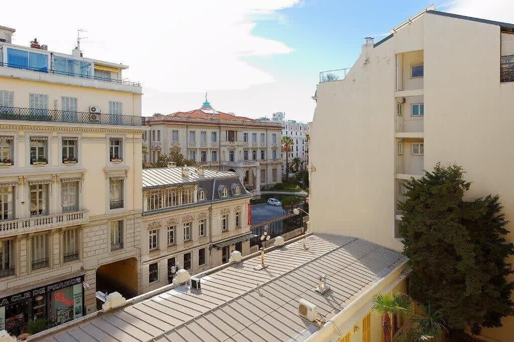 Myrazur Carre D'or * Nice