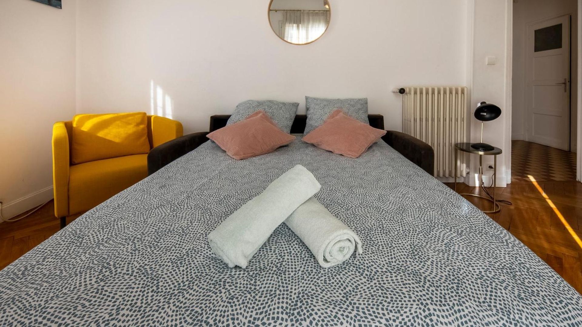* Le Provençal * Cosy Flat 3 Min Walk From The Sea