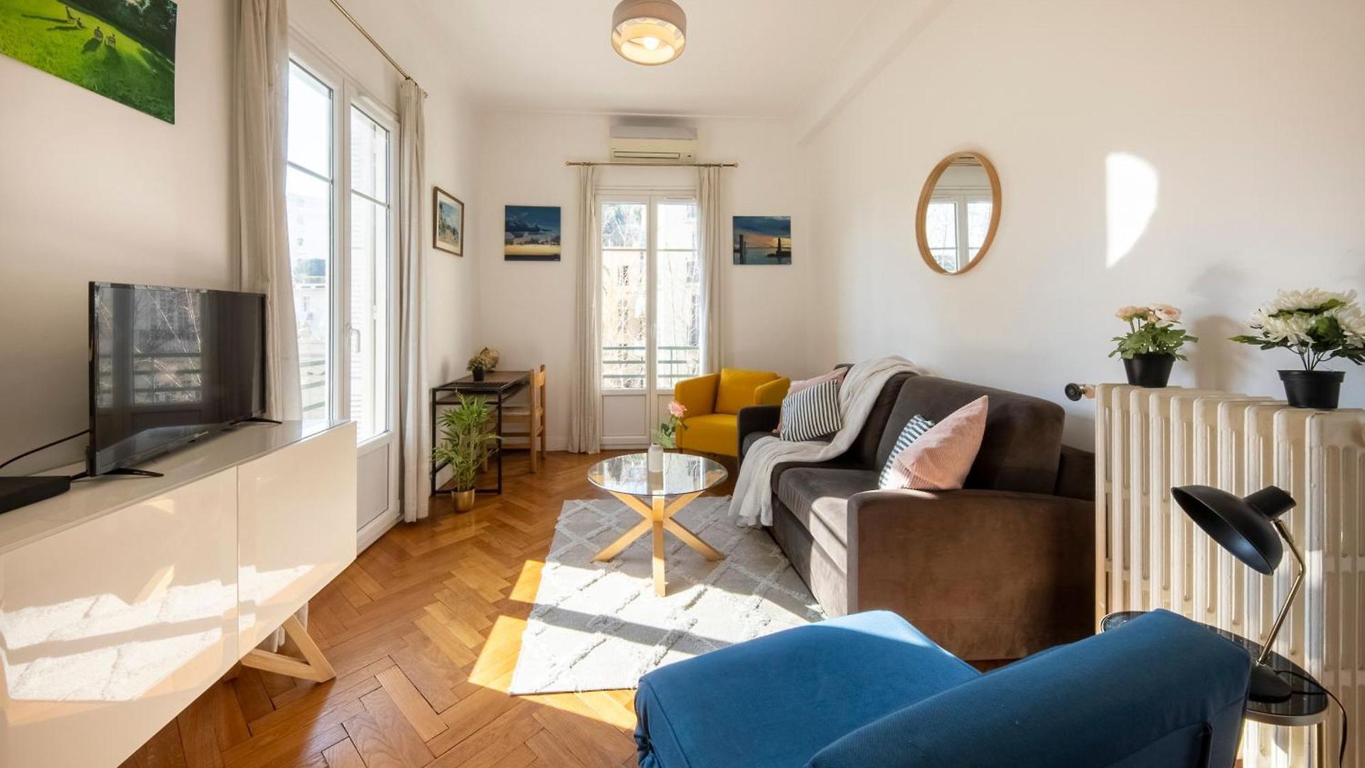 Appartement * Le Provençal * Cosy Flat 3 Min Walk From The Sea *