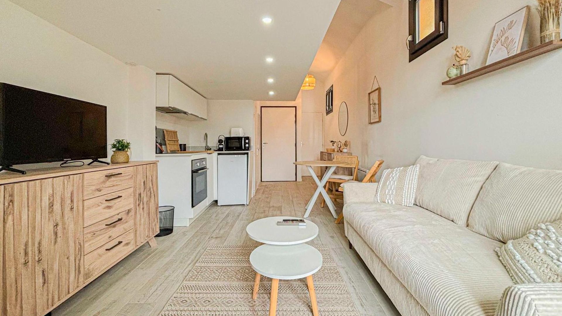 Potiers - Parking, Wifi, 2pers *