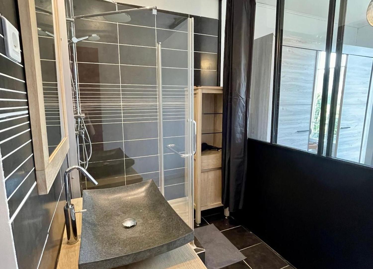 Appartement Spacieux à Nice