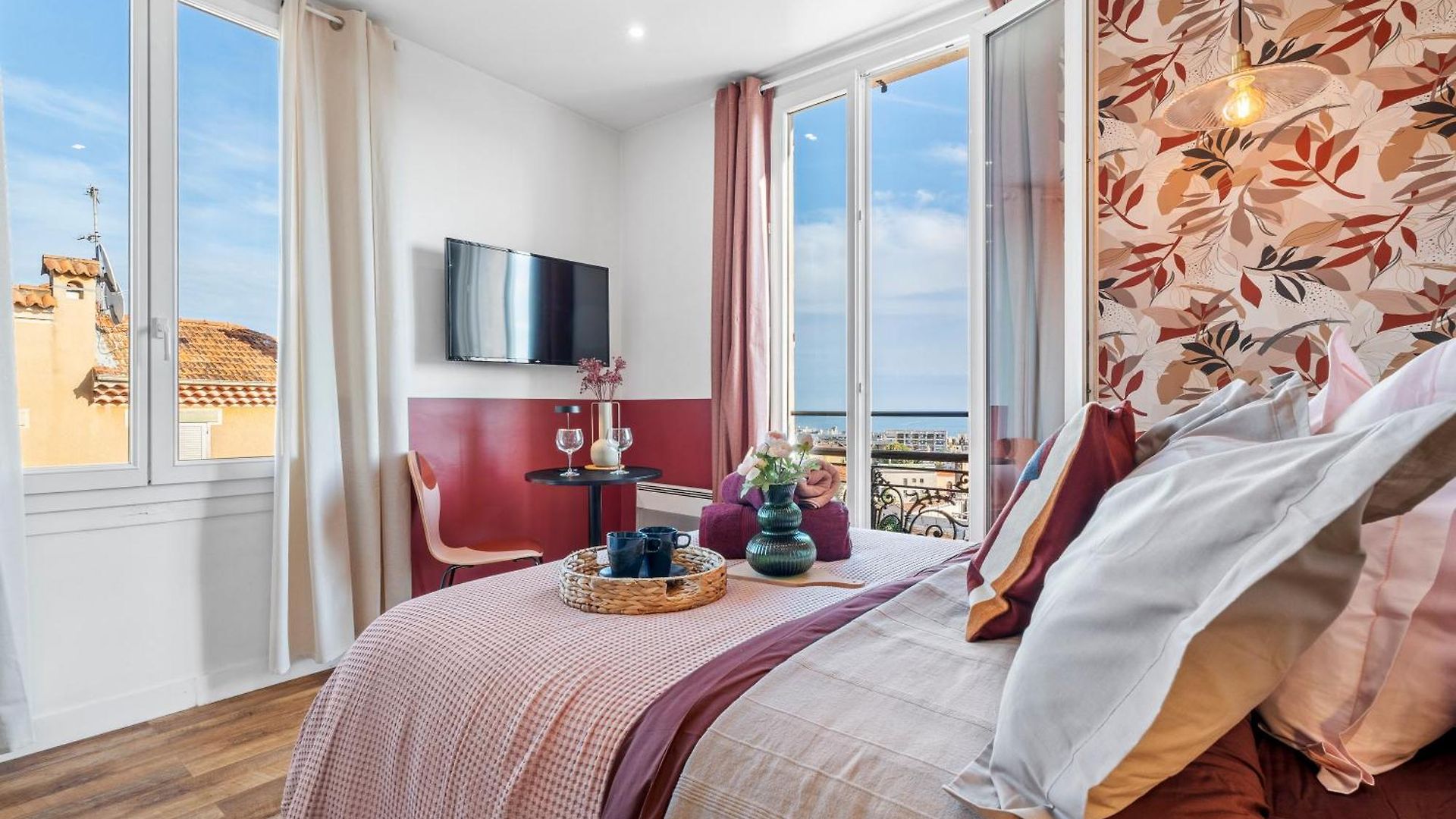 Renting - Cambrai03 - Seaside On The Promenade Des Apartment Nice