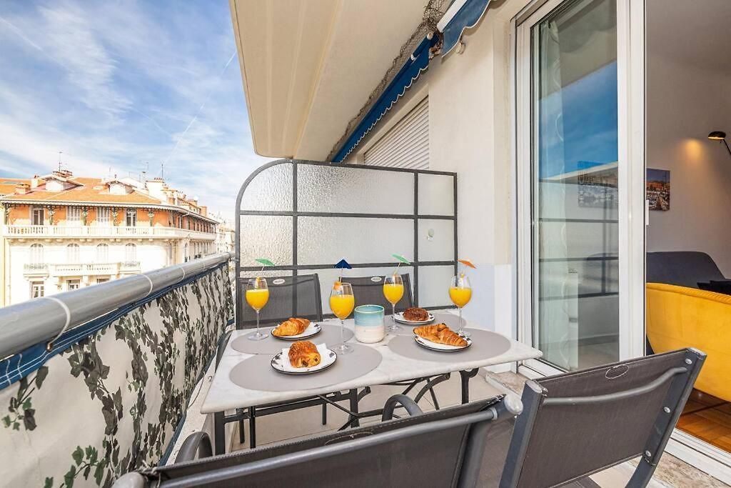 Le Palais De La Riviera Nice