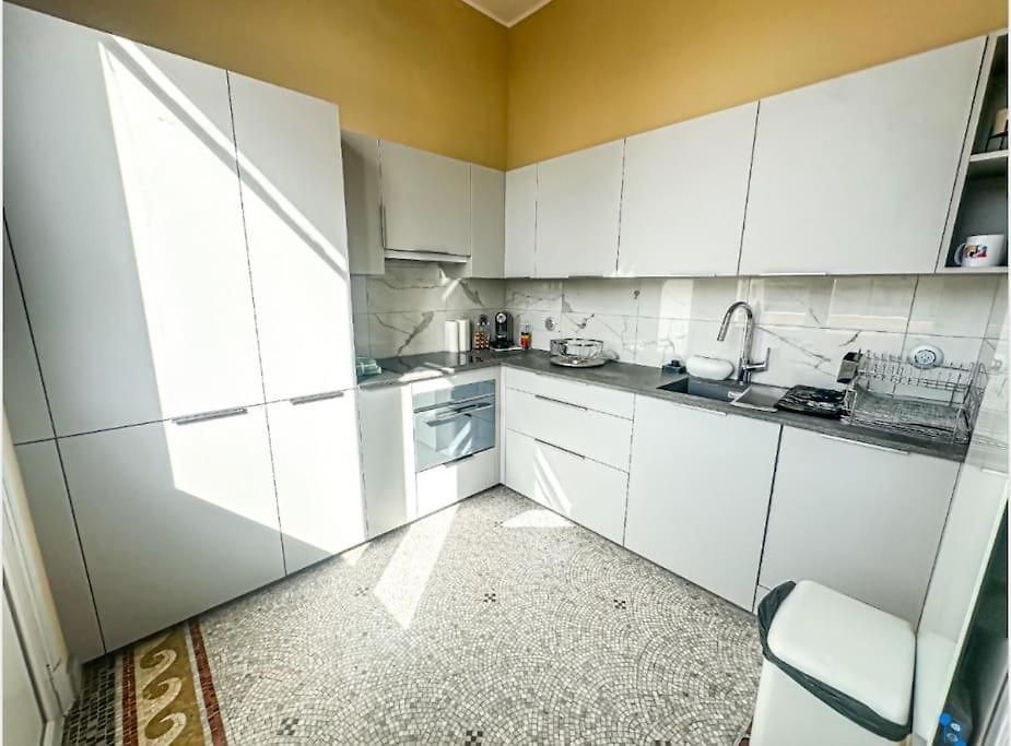 Exceptionnel Belle époque Avec Grande Terrasse Plein Sud Appartement *
