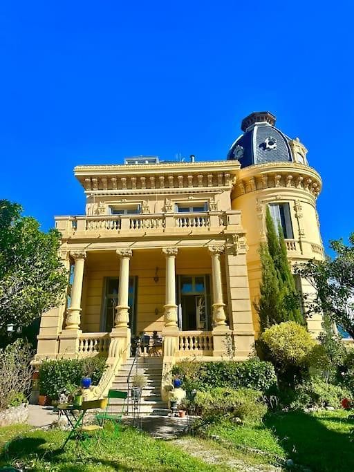 Appartement Exceptionnel Belle époque Avec Grande Terrasse Plein Sud *