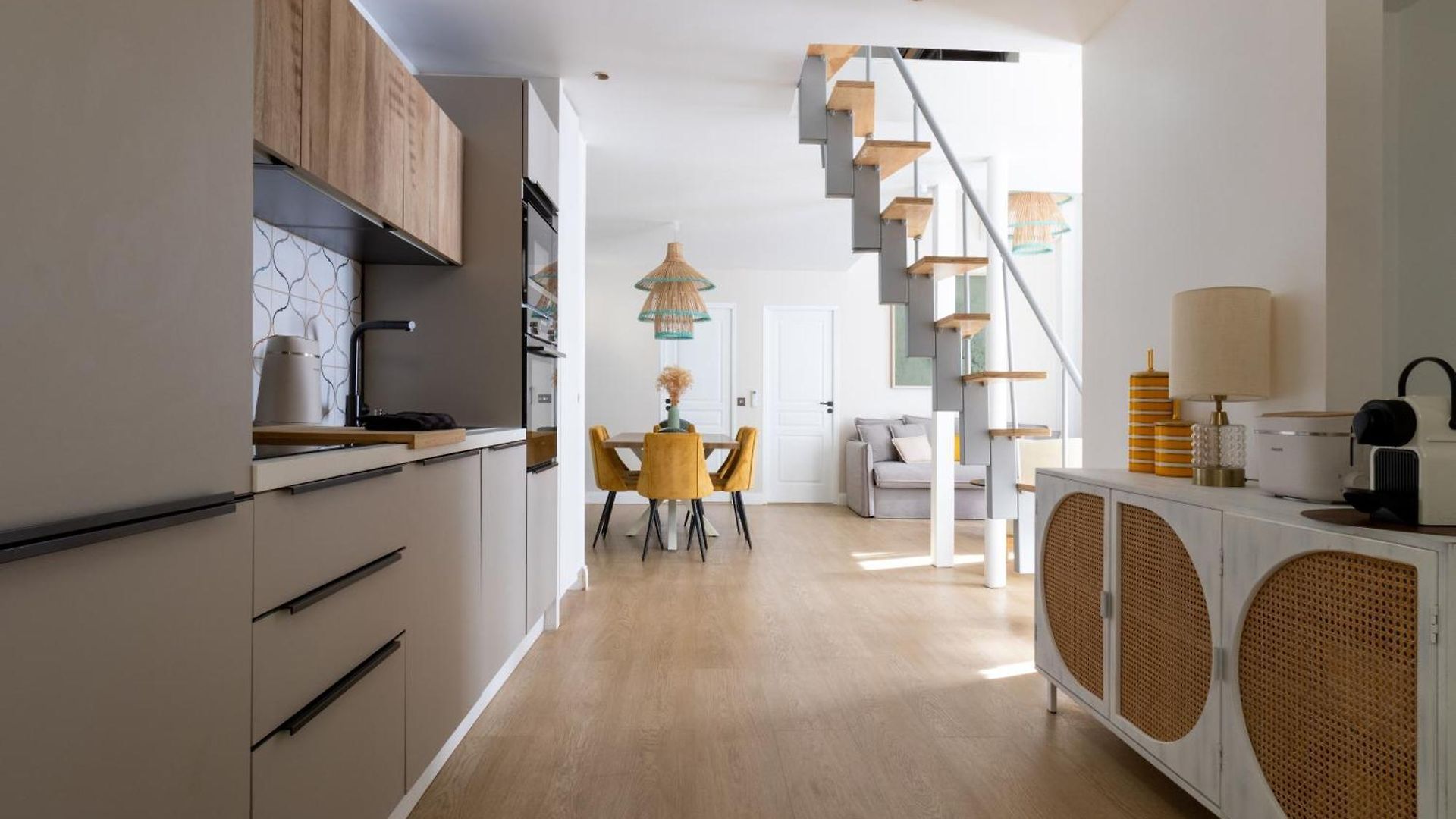 Apartment Angleterre 6 - Centre - 3 Pieces Duplex *