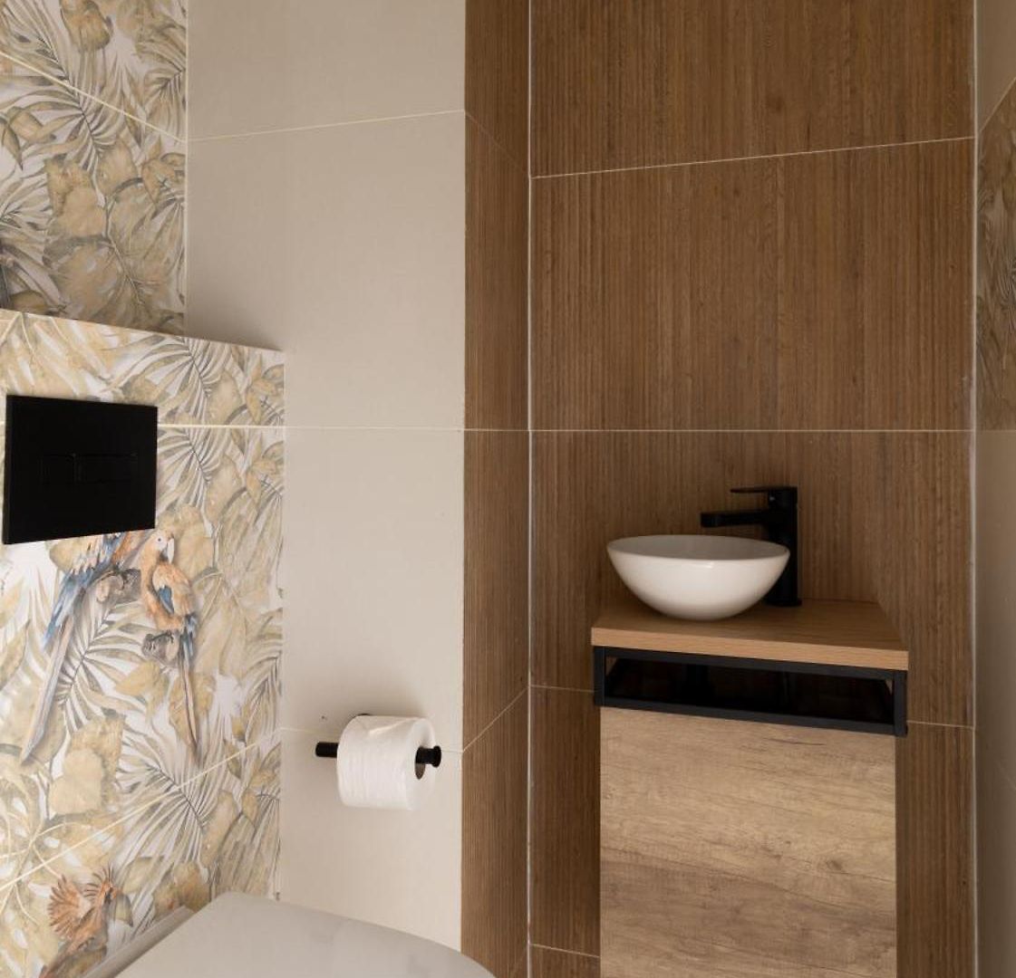 Angleterre 6 - Centre - 3 Pieces Duplex Apartment *