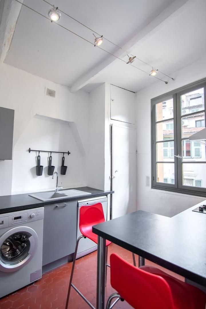 Appartement Magnifique 2p Au Coeur Du Vieux