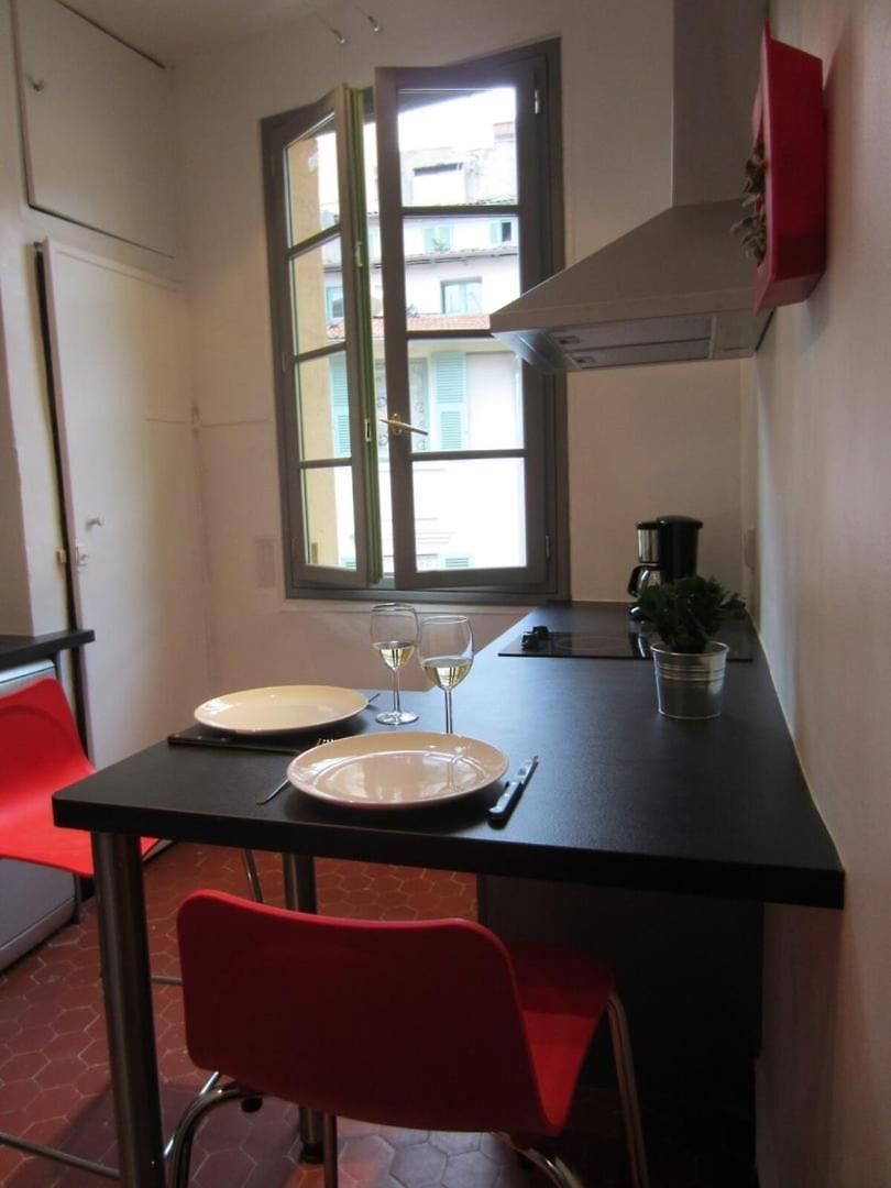Appartement Magnifique 2p Au Coeur Du Vieux