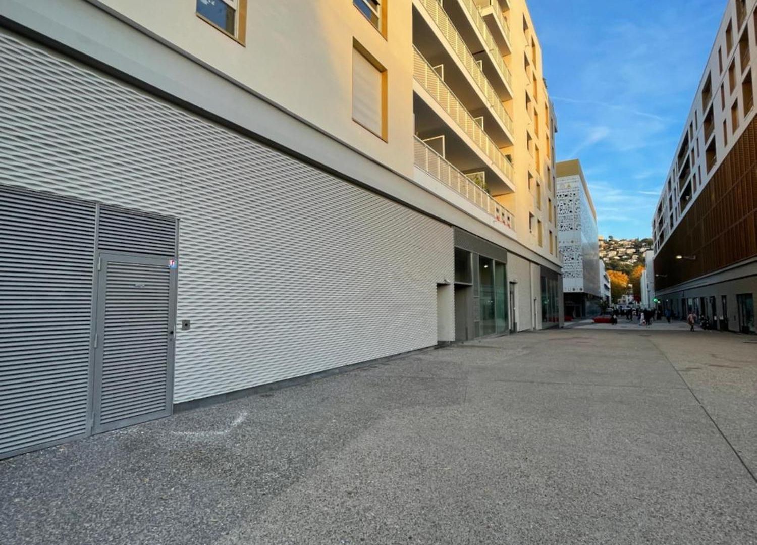 Q&r Renting - Luxueux Et Design- Parking Ac