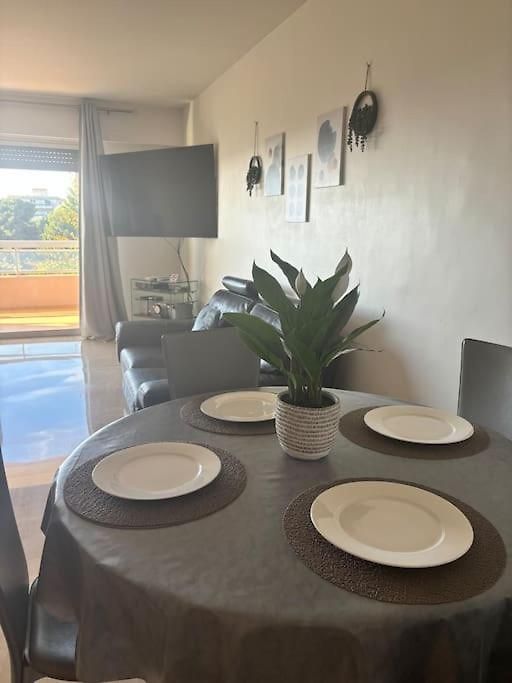 Appartement Lumineux Vue Mer, Piscine Et Tennis *