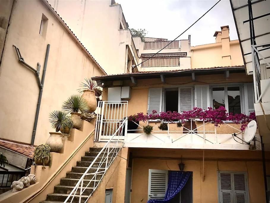 Appartement Le Village - Cosy Flat 5 Min Walk Away From Sea Nice