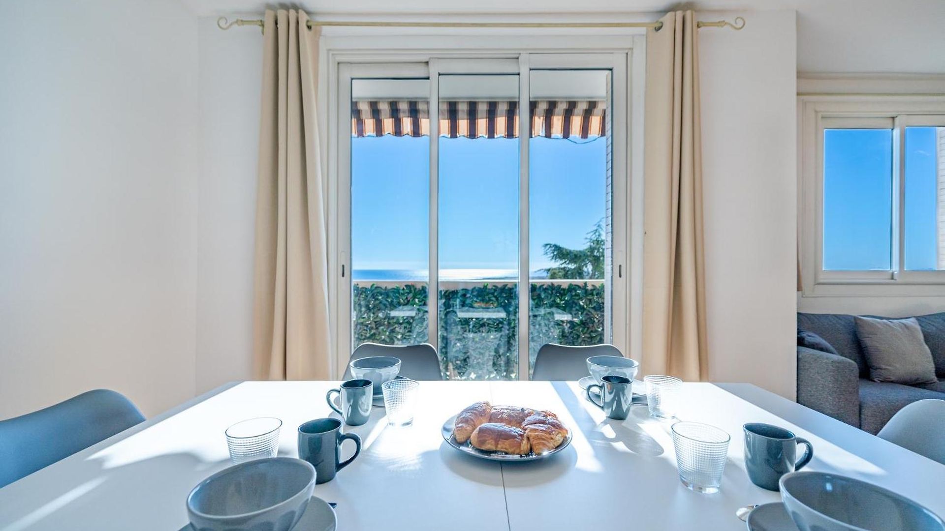 Superbe 3p Vue Avec Parking Apartment *