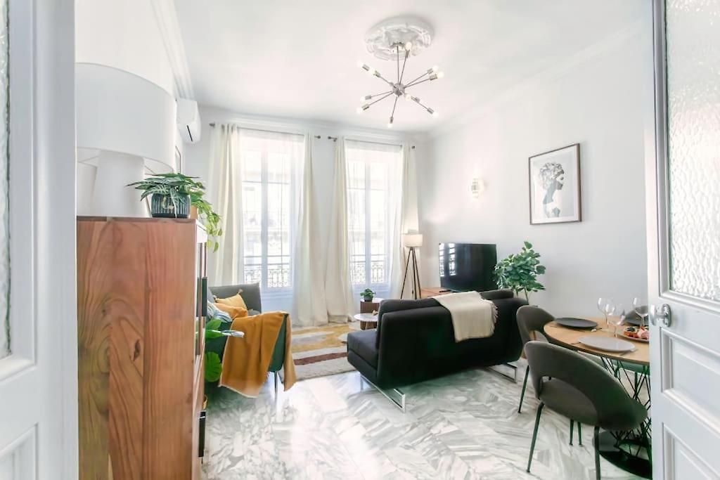 #57 Staywizus - Notre Dame Balcony&ac Appartement