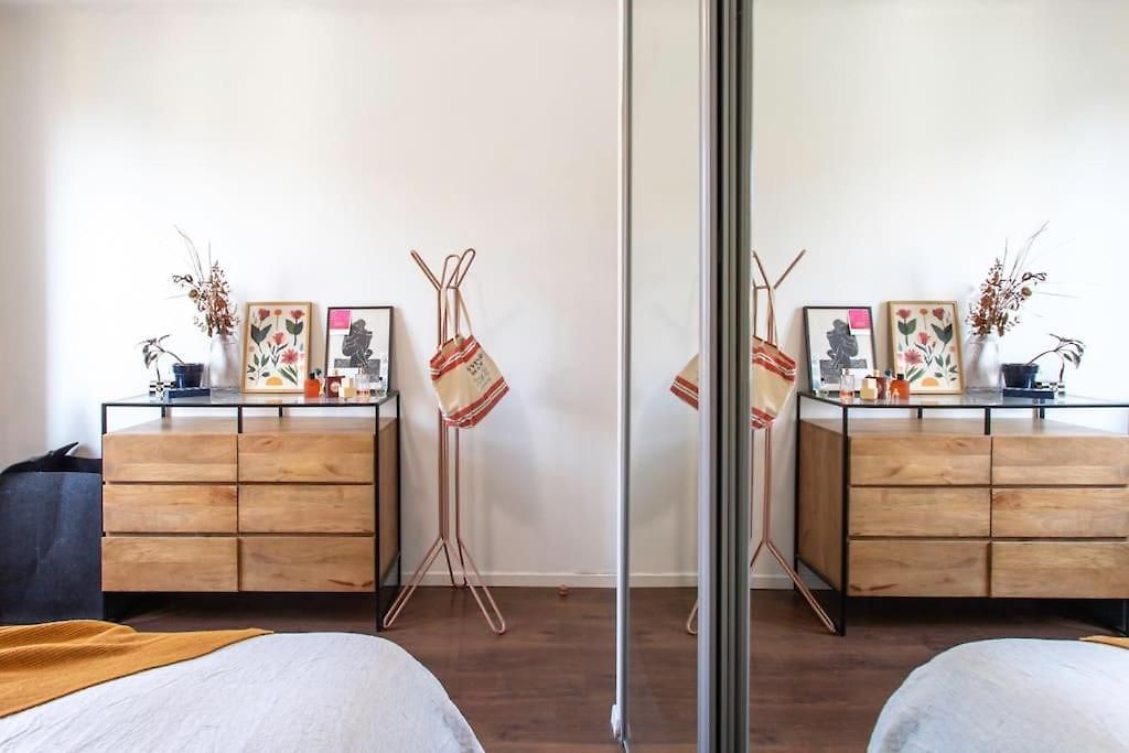 Apartment L58 Staywizus - Port 2 Bdrs 5mins Old Town & Tram *
