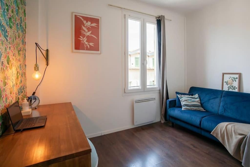 Apartment L58 Staywizus - Port 2 Bdrs 5mins Old Town & Tram Nice