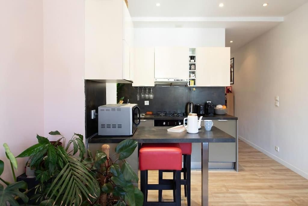Apartment L58 Staywizus - Port 2 Bdrs 5mins Old Town & Tram