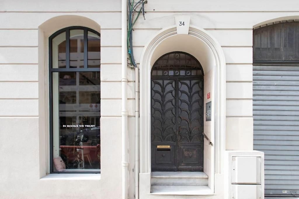 Apartment L58 Staywizus - Port 2 Bdrs 5mins Old Town & Tram Nice