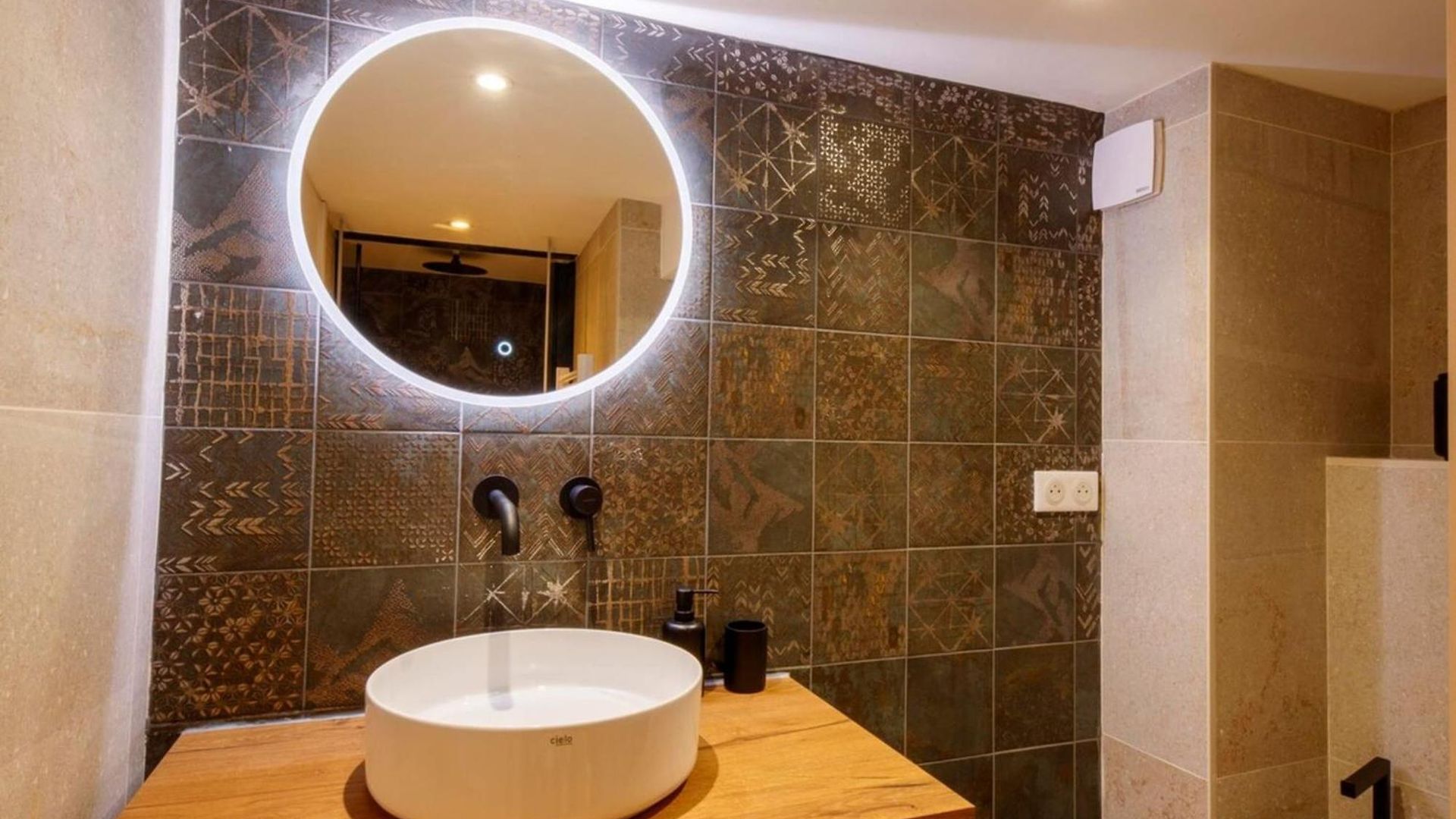 06a2 - Heart Of Old Beautiful Renovated Appartement Nice