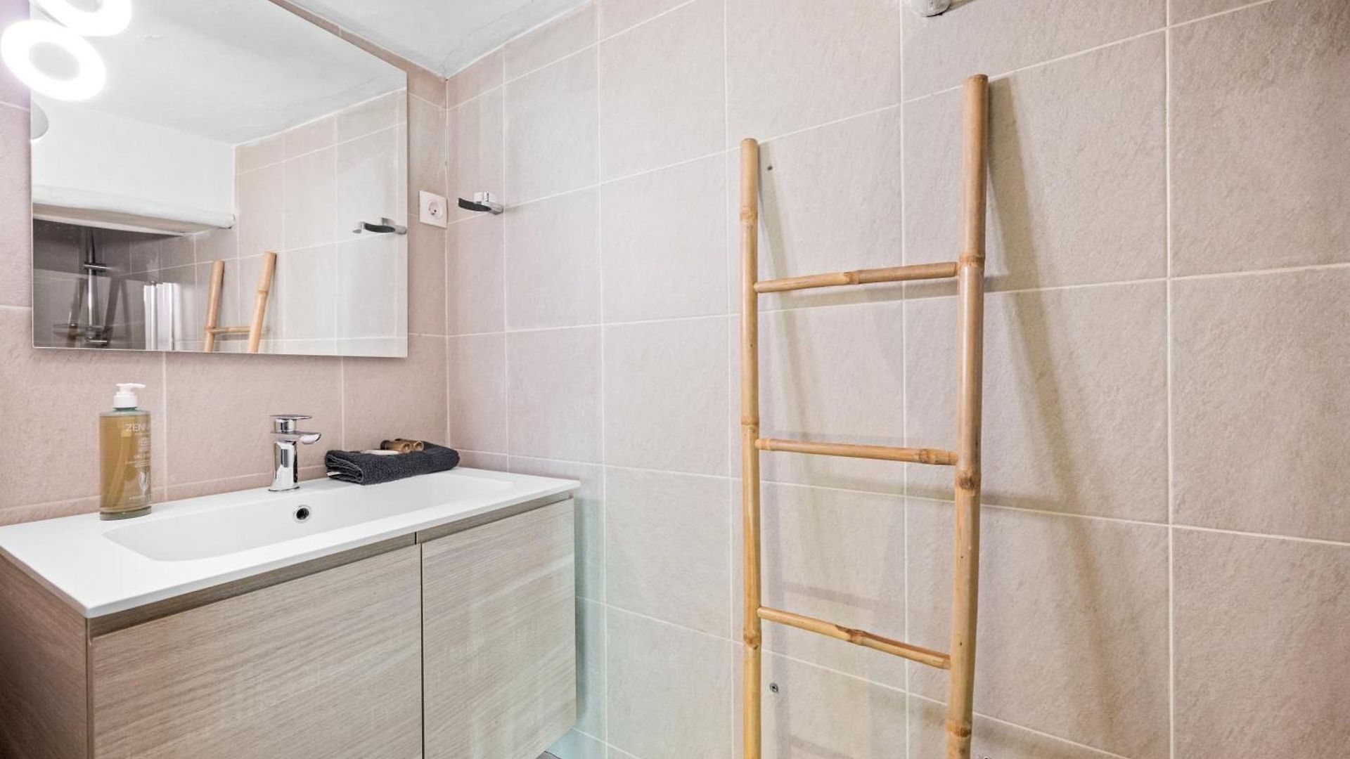 Spacieux Loft&central- Vieux Appartement