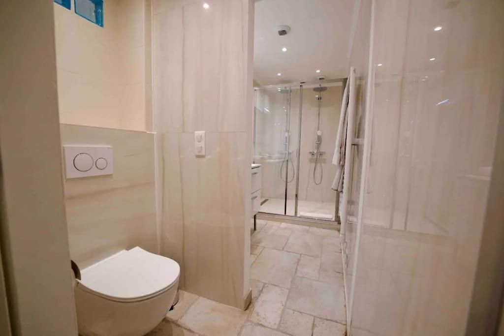 Appartement Piscine Jacuzzi Privée Chauffée, Terrasse Et Garage à