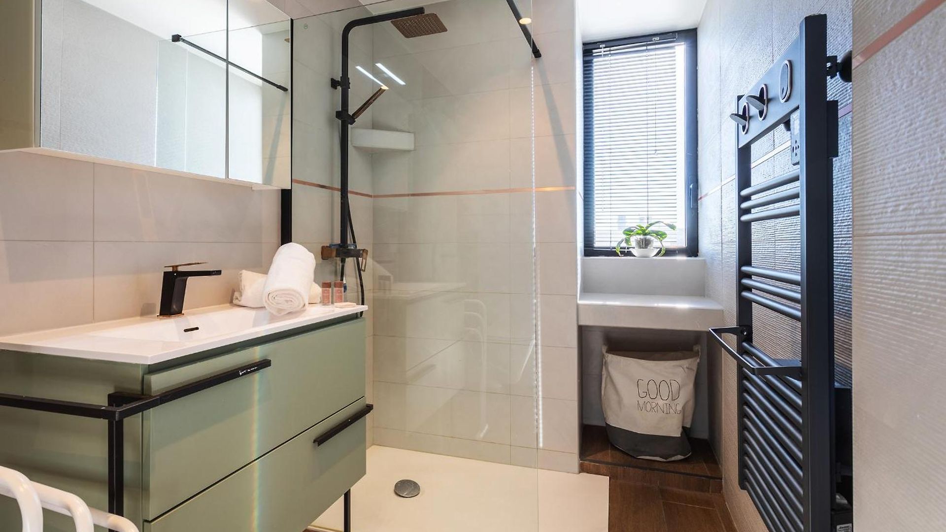 Vue Des Anges Ap4238 By Riviera Homes Apartment *
