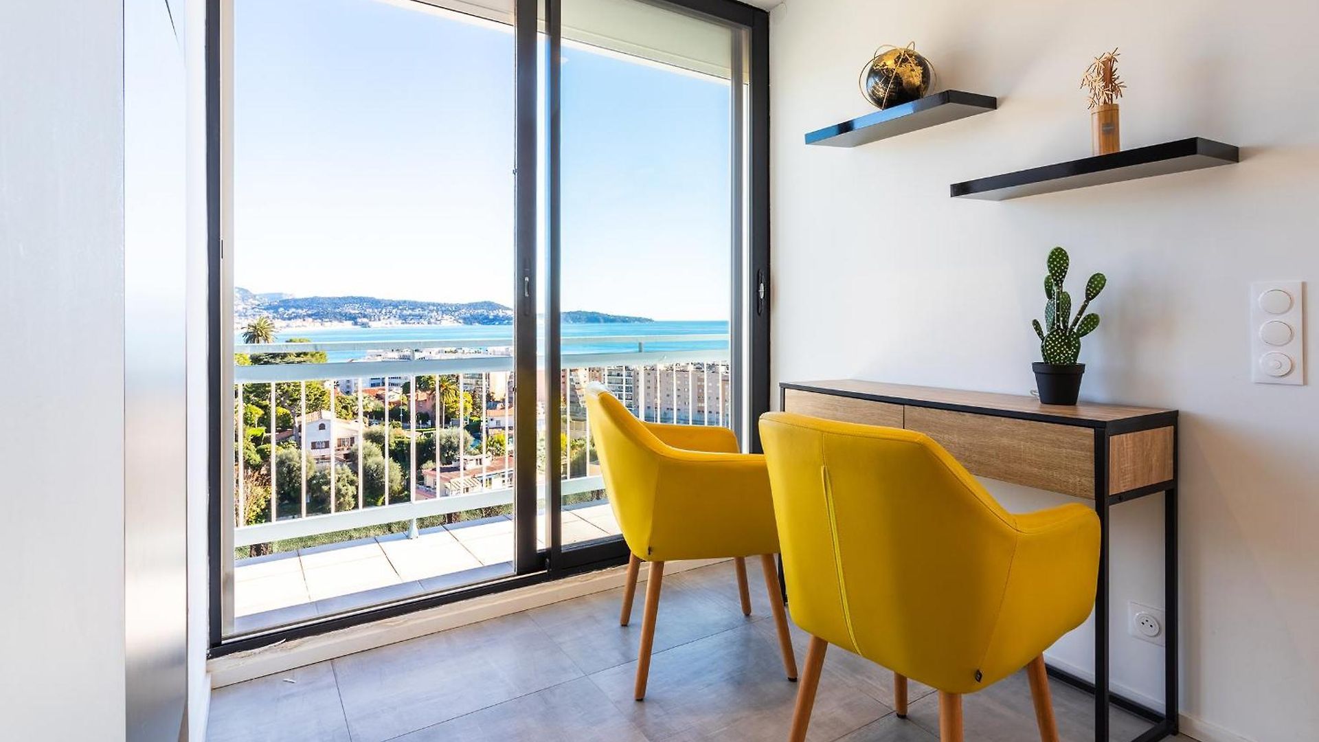 Vue Des Anges Ap4238 By Riviera Homes Apartment