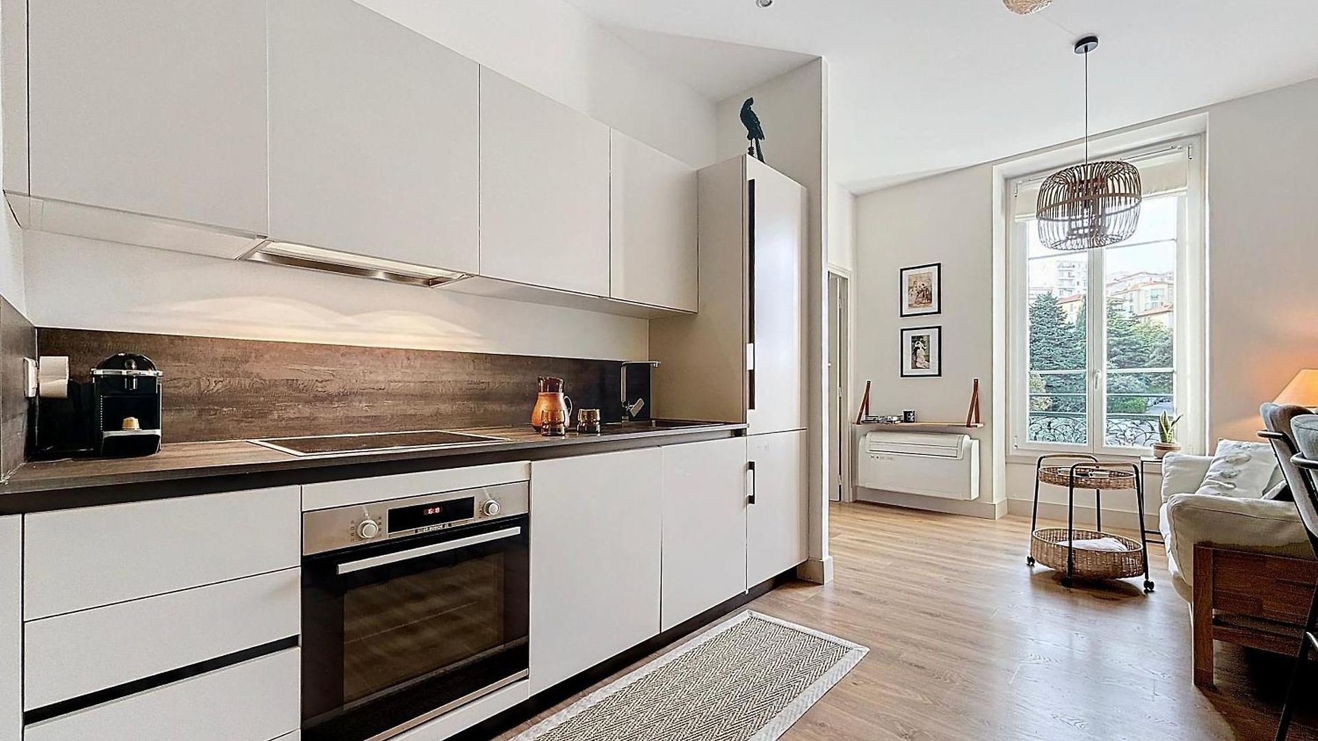 Apartment Charming 2-bedroom Retreat Near Center With Excellent Transport Links