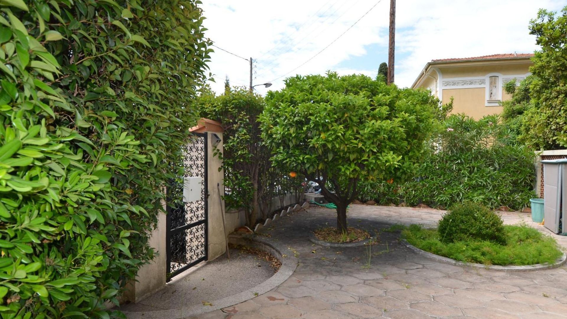 Ancienne Annonce Parc Louisa - D'epoque Avec Jardin Et Parking 4 Personnes Nice