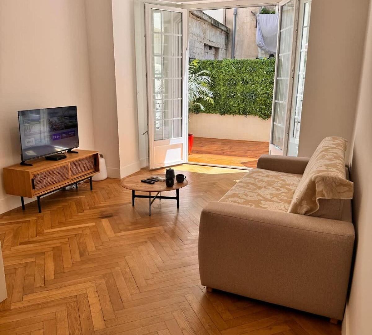 Luxury With Private Terrace In * Nice