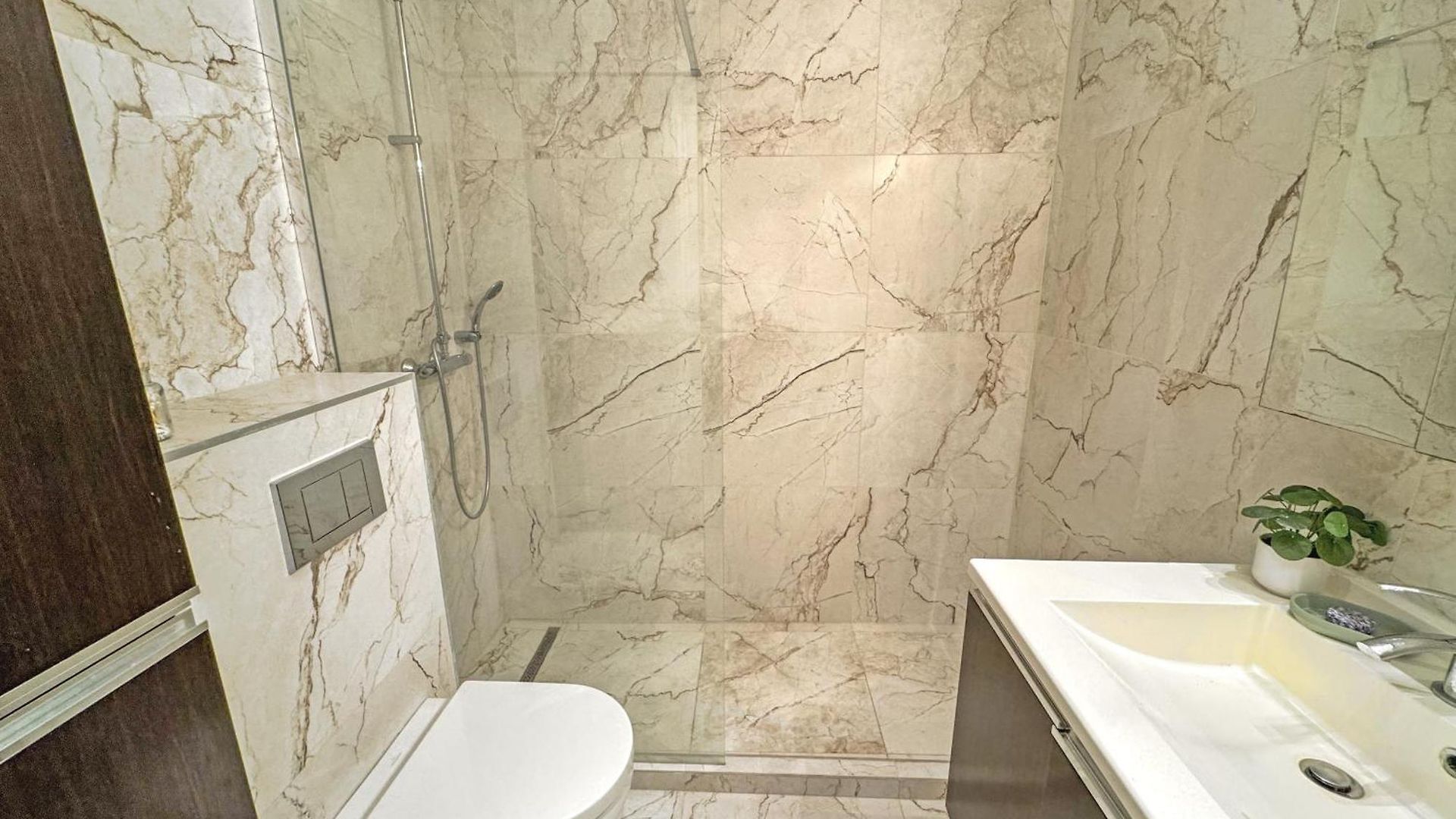 Cosy Cariatides Promenade Appartement *