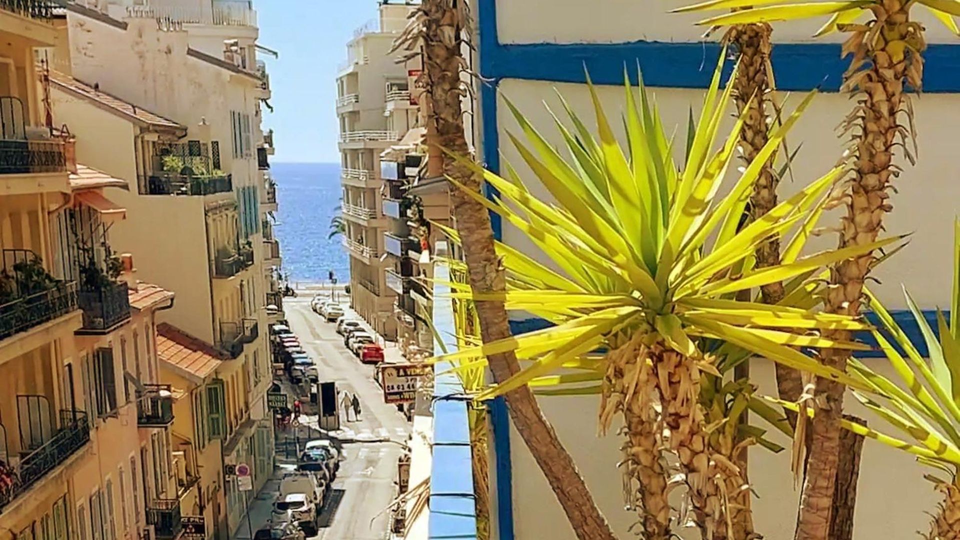 Appartement With Large Terrace Sea View 4th Floor *