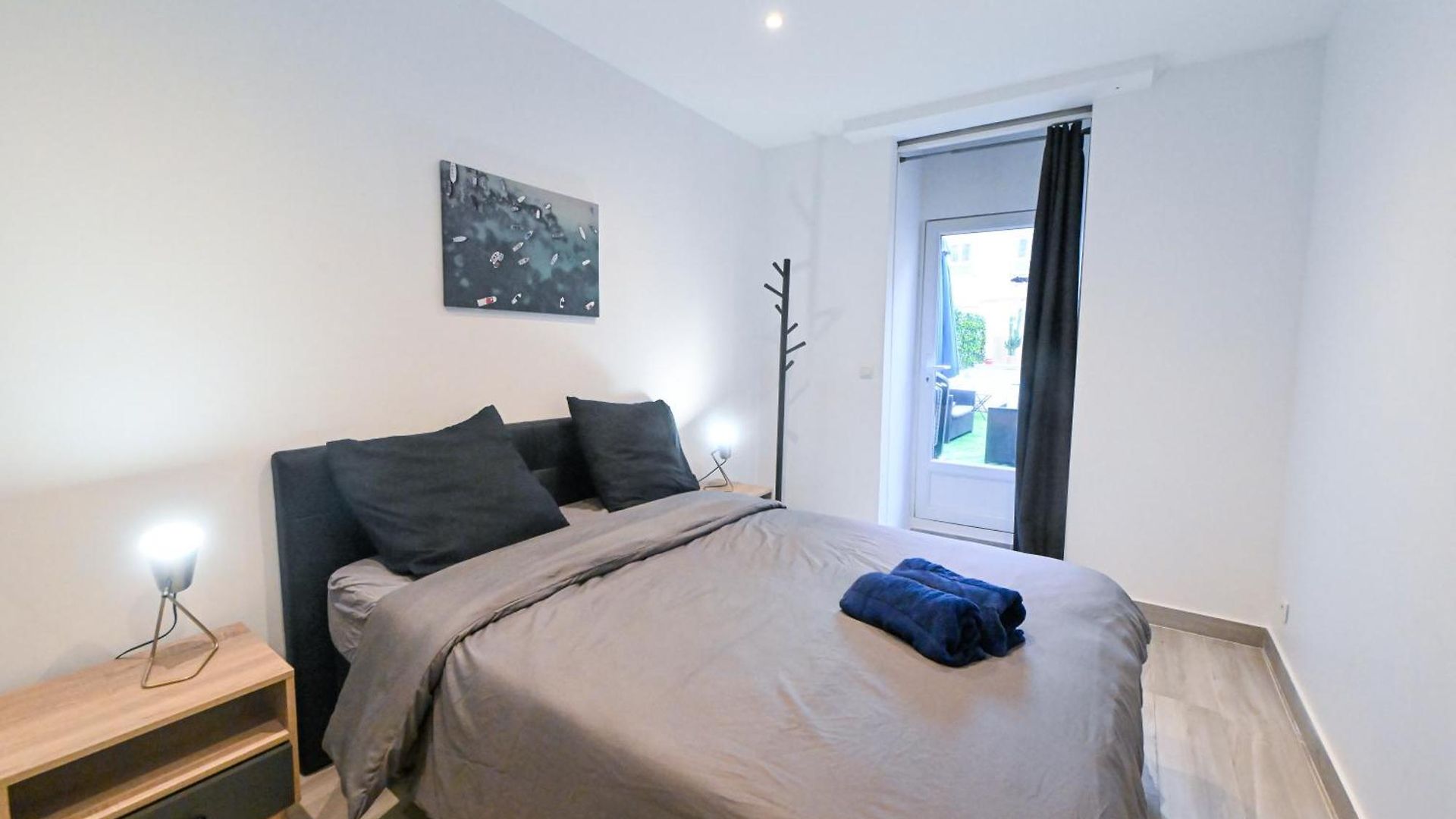 Apartment Loft Place Massena Avec Terrasse Nice