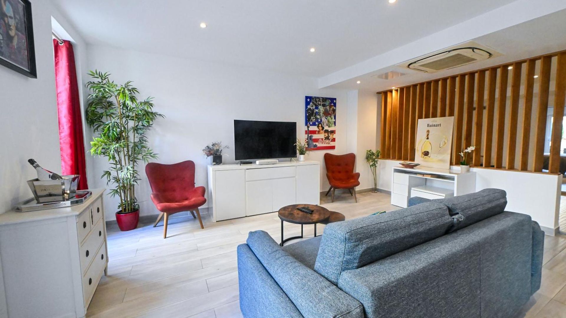 Apartment Loft Place Massena Avec Terrasse