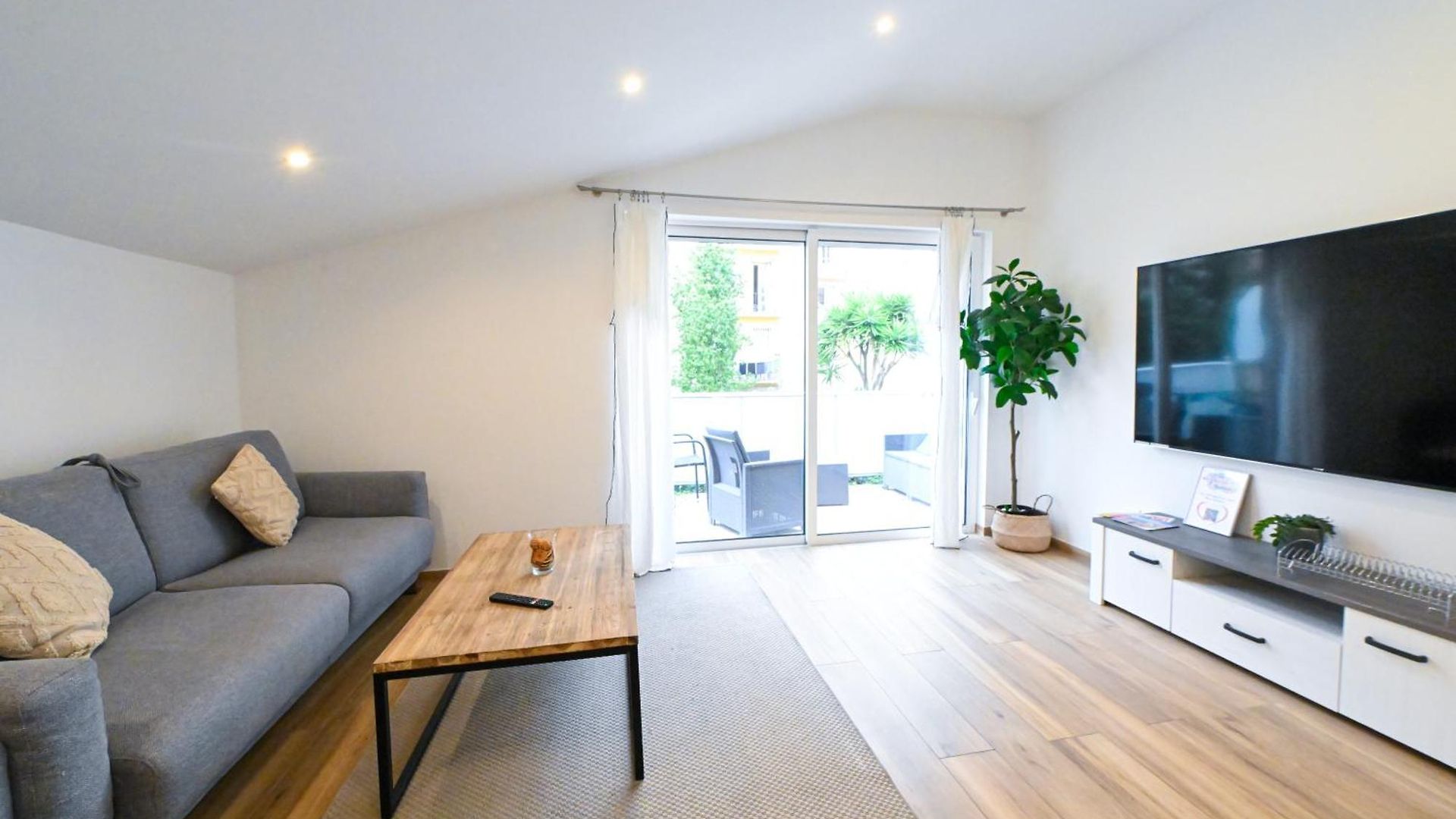 Beau Deux Pieces Cozy Avec Terrasse N11 Apartment *