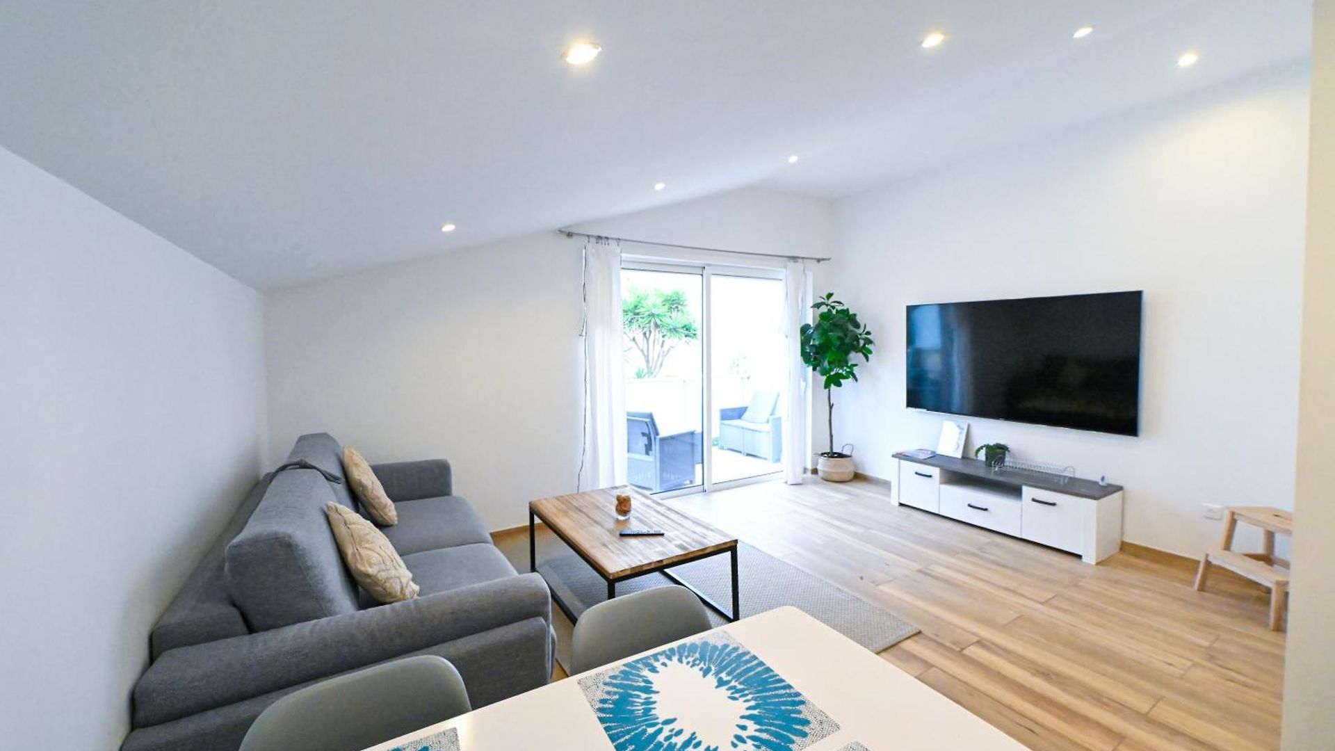 Beau Deux Pieces Cozy Avec Terrasse N11 Apartment *