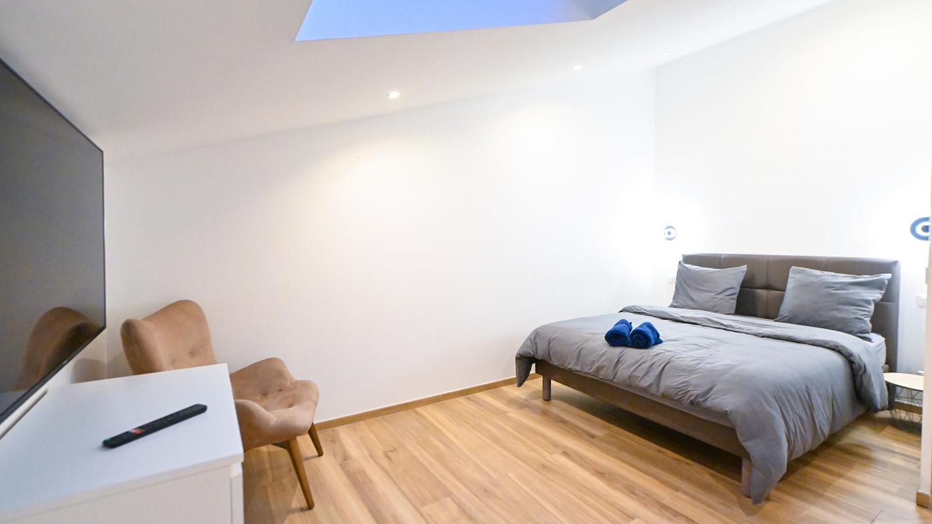 Trois Pièces Cozy N14 *