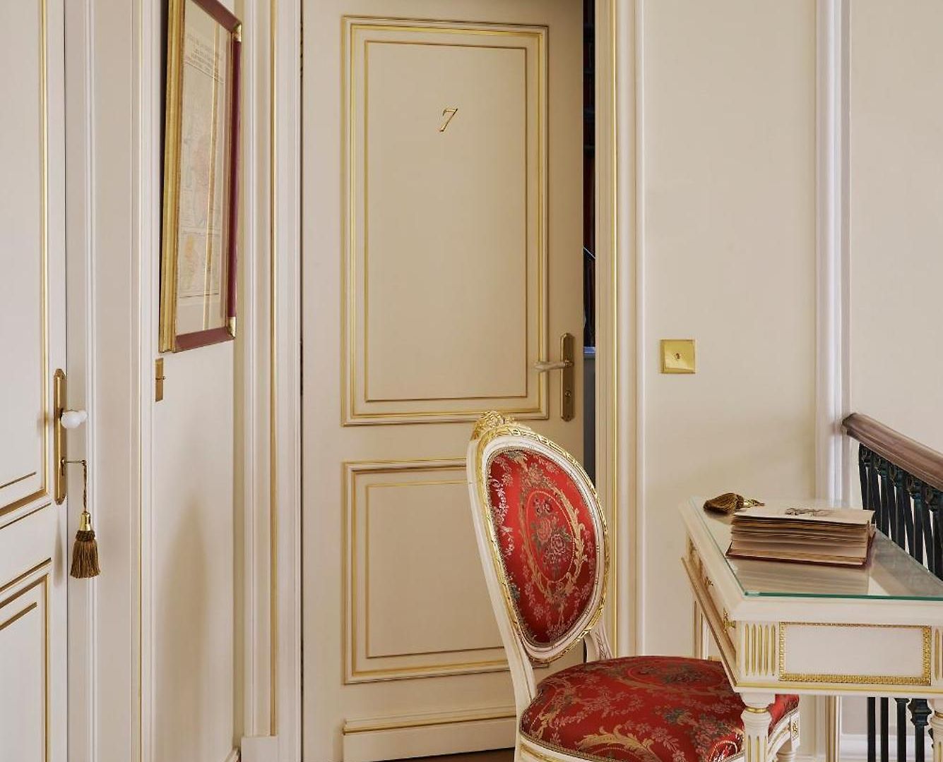 Maison Des Barons Aparthotel 4*