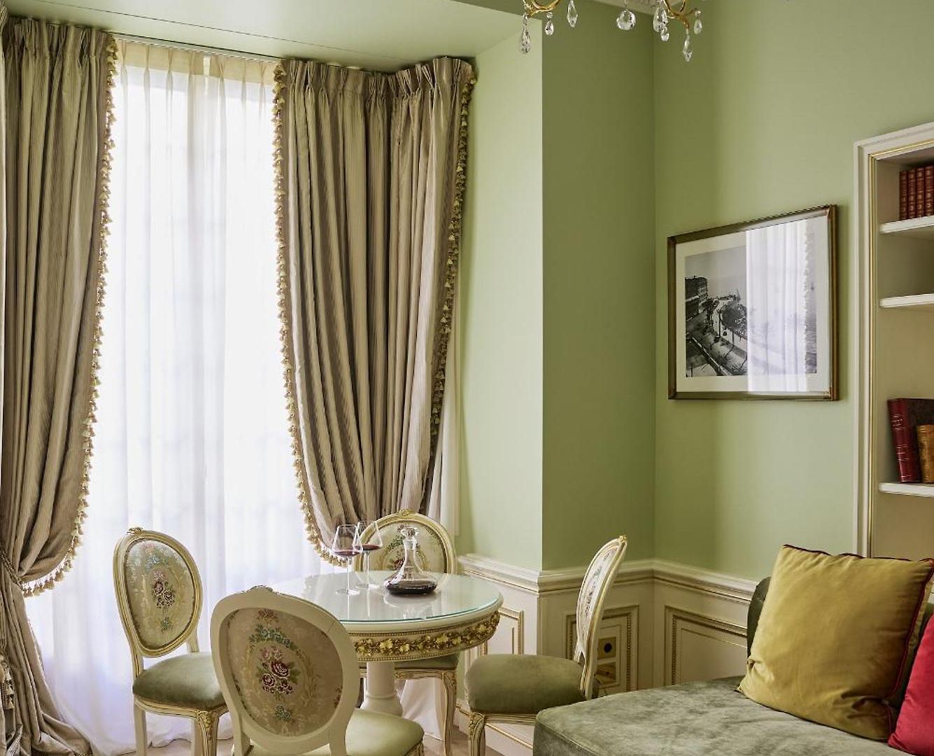 Aparthotel Maison Des Barons 4*