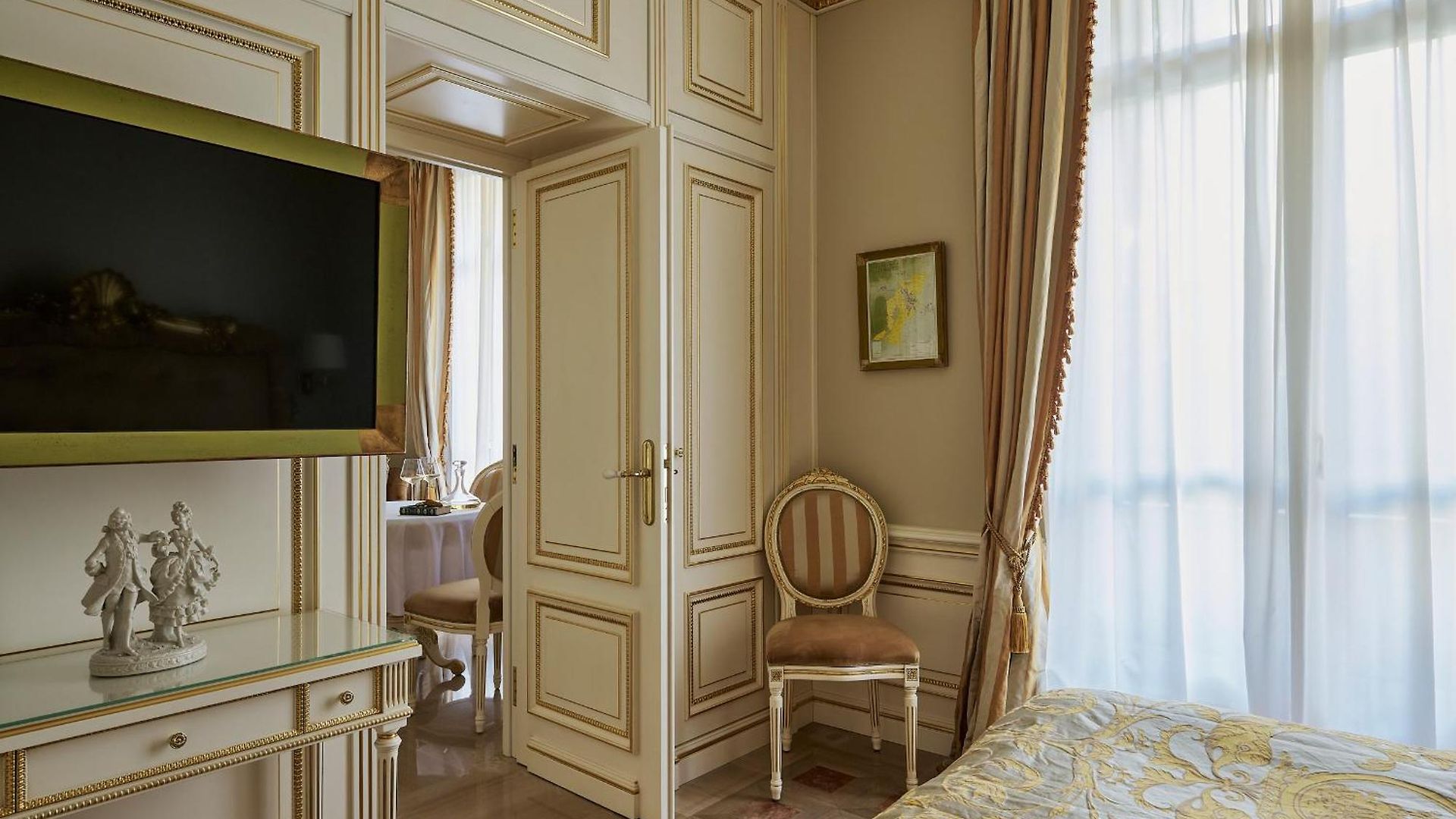 Maison Des Barons Aparthotel 4*