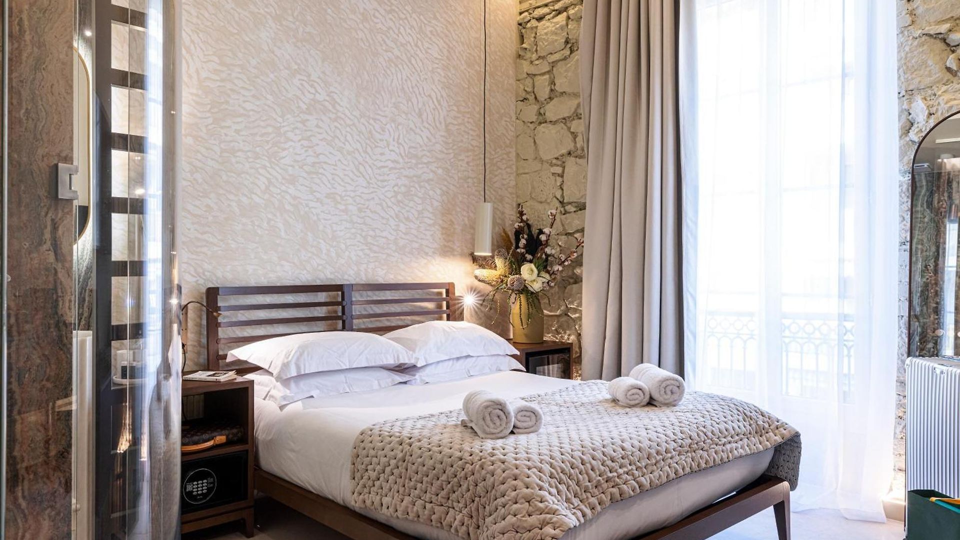 Hotel Naomi 3*
