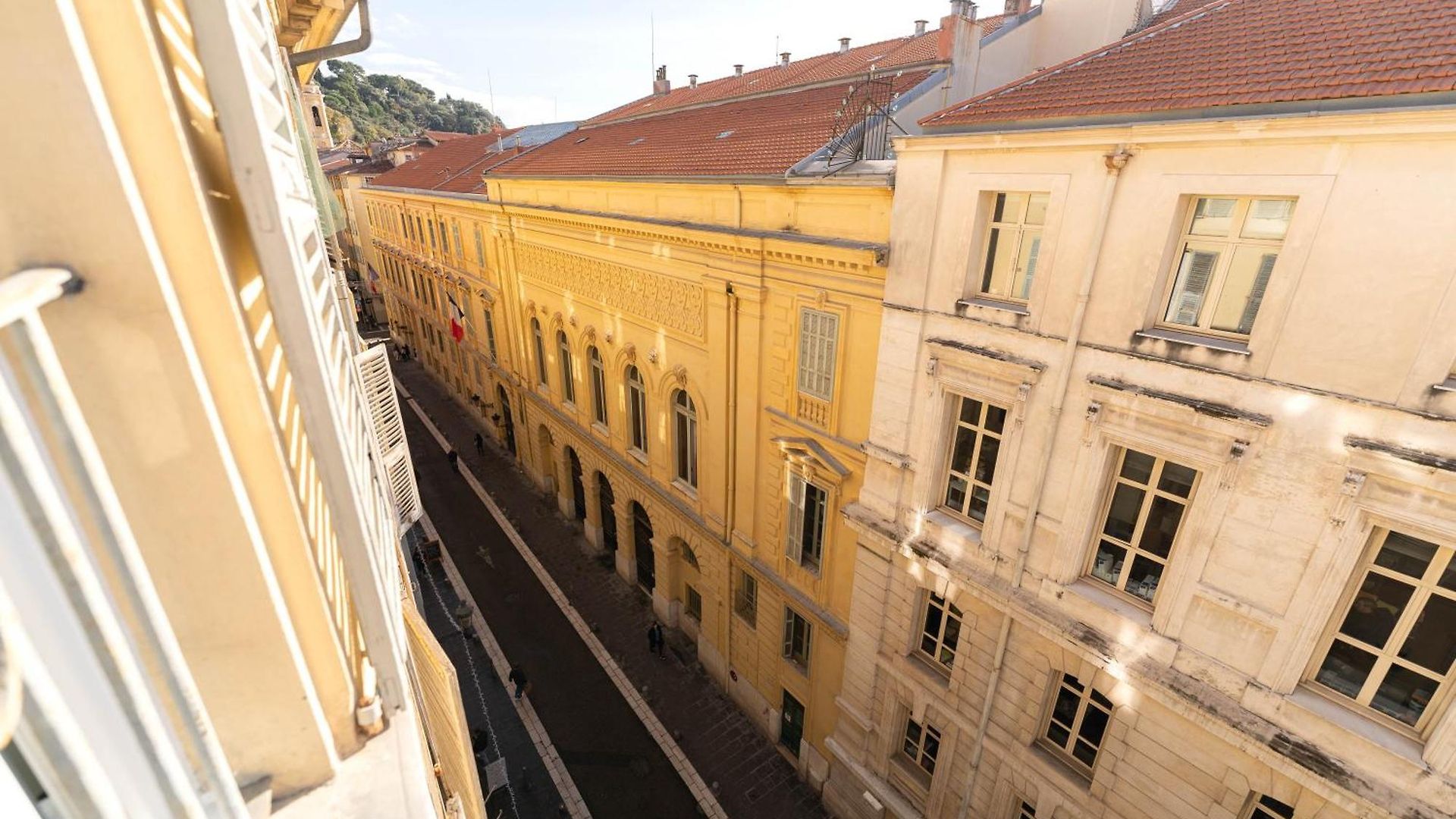 Old Town Diamond, Adorable Sunny With Ac Appartement *
