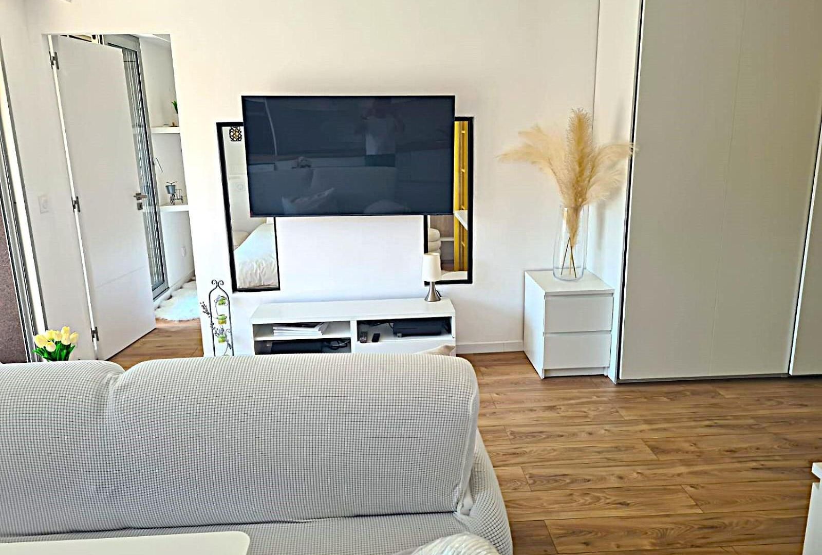 Superbe Luxueux Spacieux 50 M2 Port Nice