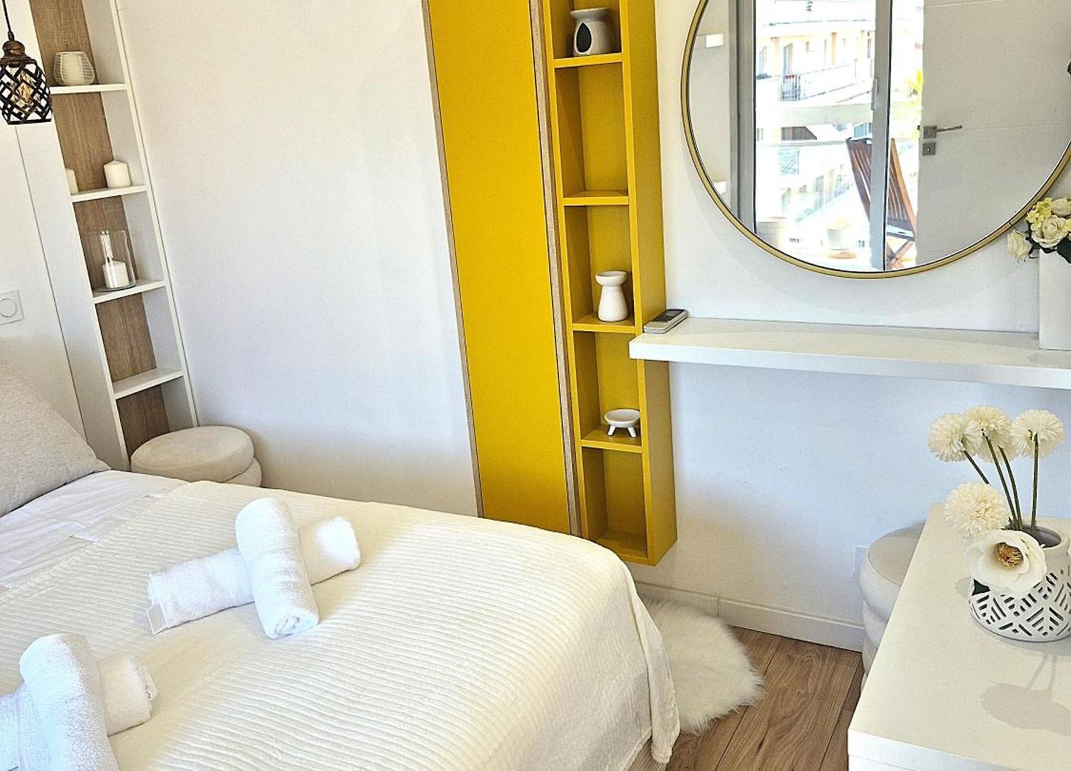 Superbe Luxueux Spacieux 50 M2 Port Appartement Nice