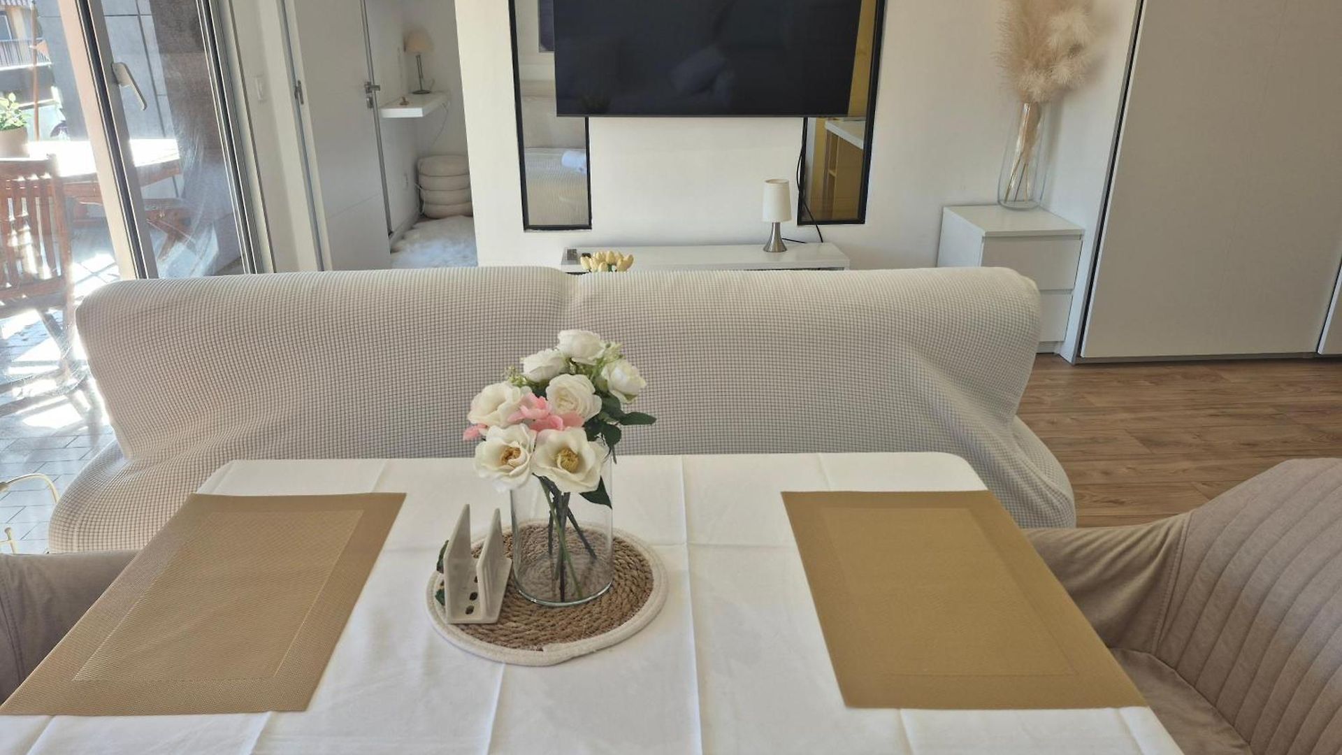 Superbe Luxueux Spacieux 50 M2 Port Appartement *